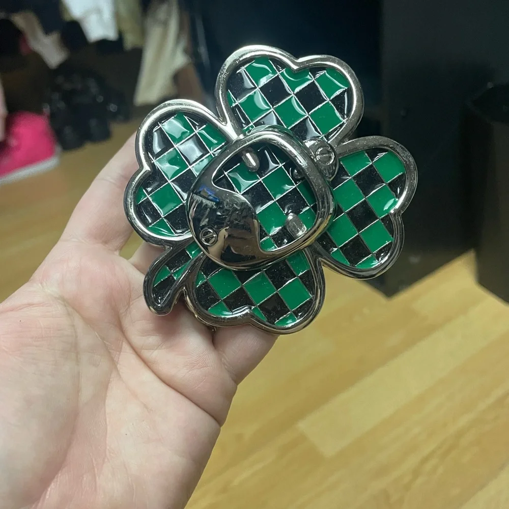 Green and Silver Clover Belt Buckle - Picture 2 of 2